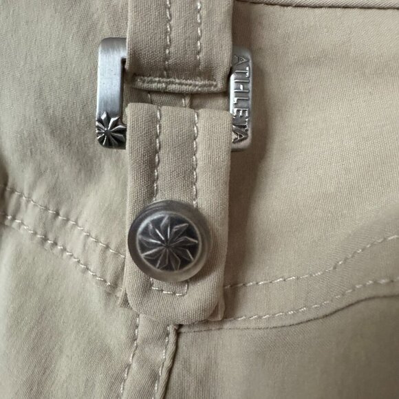 Athleta Dipper Tan Multi Pocket Cargo UPF 50 Low Rise Flare Leg Hiking Pants - Picture 9 of 17